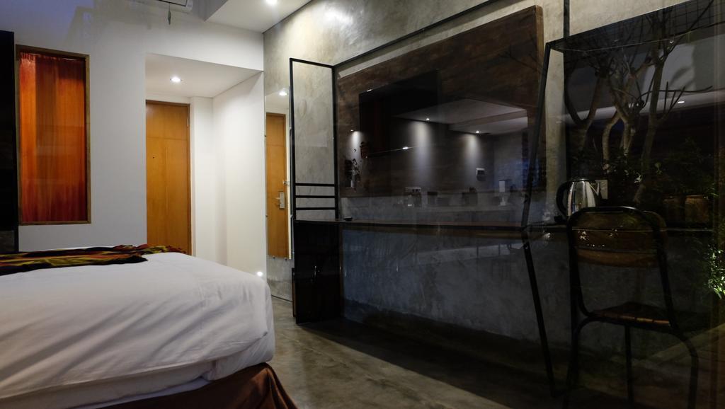 Semimpi Hotel Canggu Стая снимка