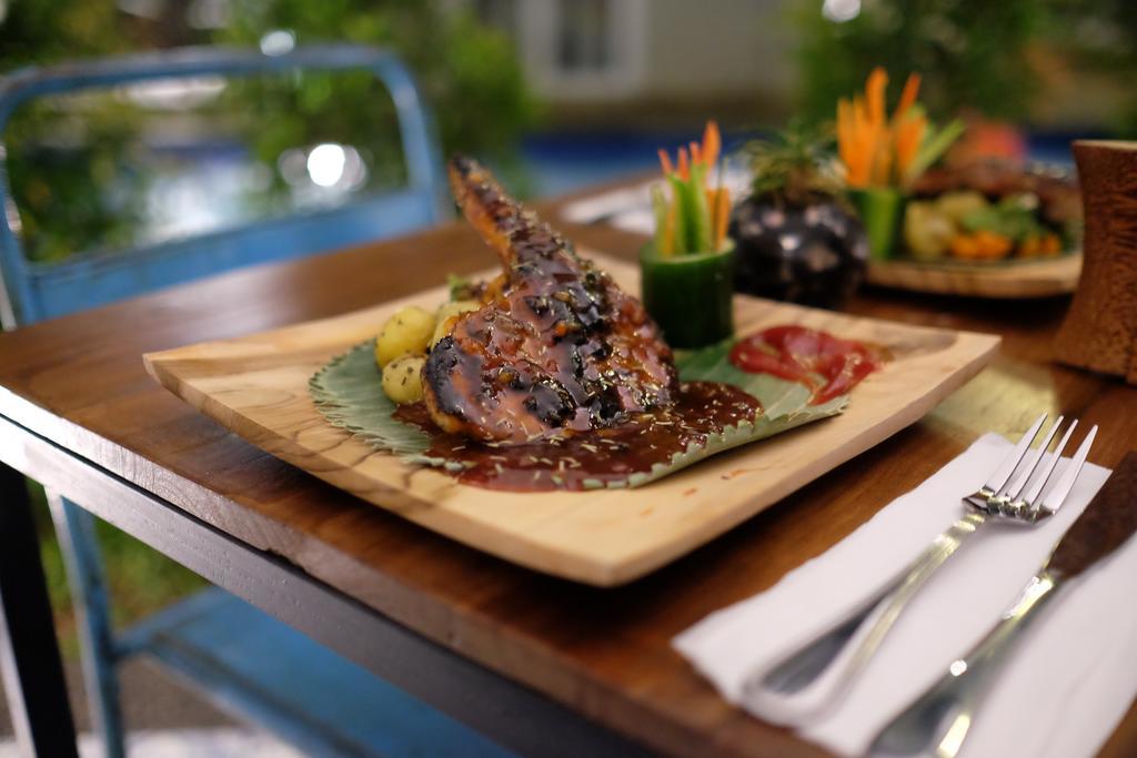 Semimpi Hotel Canggu Екстериор снимка